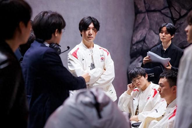 联赛效力的 联赛效力的