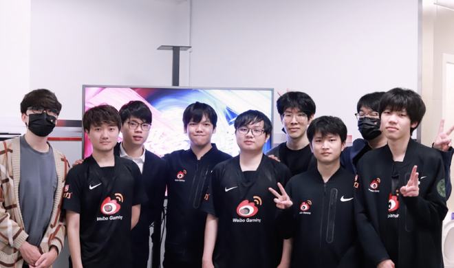 曼联与里昂 曼联与里昂